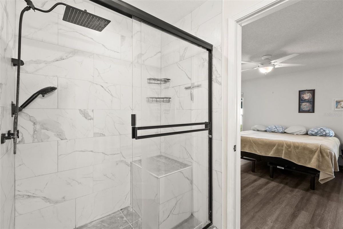 2232 home, photo 14